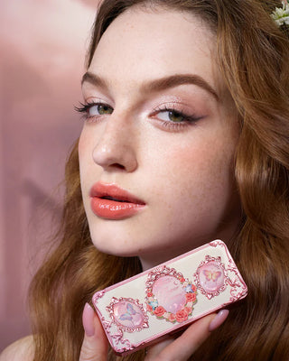 Flower knows: Midsummer Fairytales Eyebrow Palette