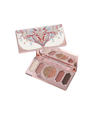Flower Knows: Butterfly Cloud Collar - Embossed Six-Color Eyeshadow Palette