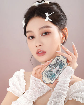 Flower knows: Swan Ballet Six-Color Makeup Palette 01 White Swan