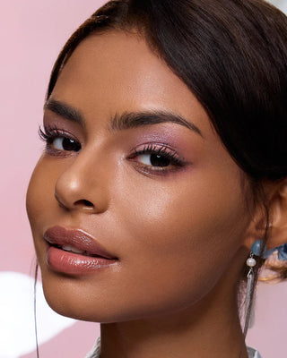 Flower Knows: Butterfly Cloud Collar - Embossed Six-Color Eyeshadow Palette