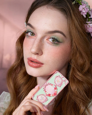 Flower knows: Midsummer Fairytales Eyebrow Palette