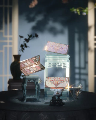 Flower Knows: Butterfly Cloud Collar - Embossed Six-Color Eyeshadow Palette
