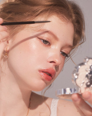 Flower knows: Swan Ballet Six-Color Makeup Palette 01 White Swan