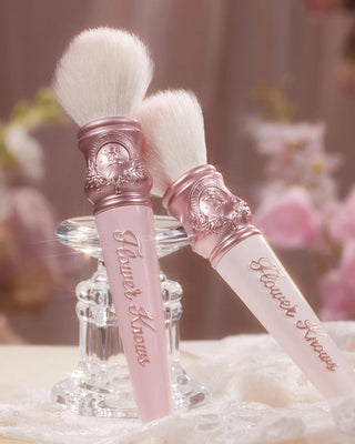 Flower knows: Midsummer Fairytales - Blush Brush