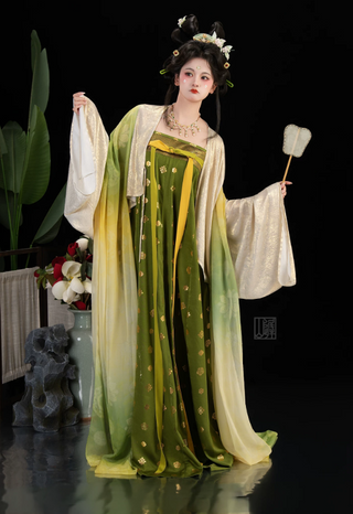 Tang Dynasty Qixiong Hanfu (Whole Set) - Qing Wu (M Size)