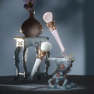 Flower knows: Butterfly cloud collar - Angel powder brush